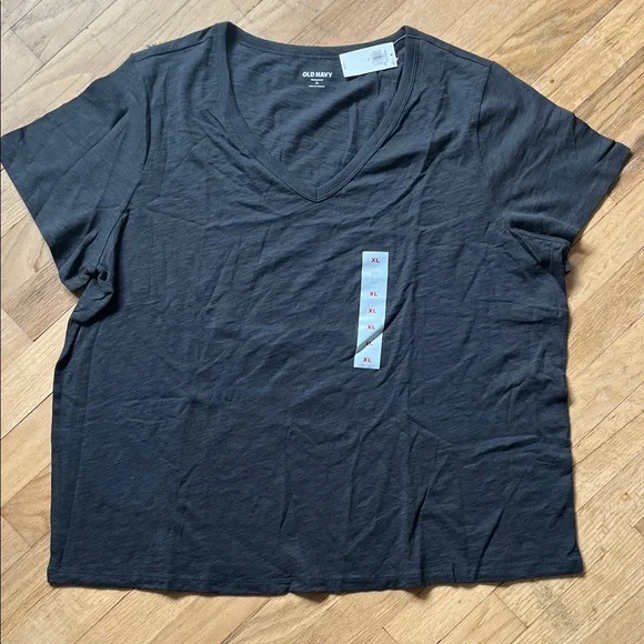 Old Navy V-Neck Tee Set — Black, Charcoal, Brown, Light Lavender - Picture 4 of 9